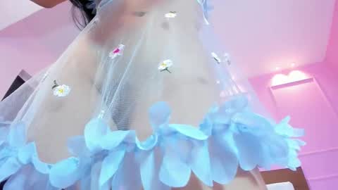 S O P H I A  online show from November 12, 12:38 pm