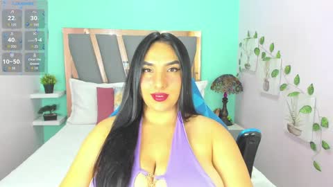 S O P H I E  online show from May 28, 8:28 pm