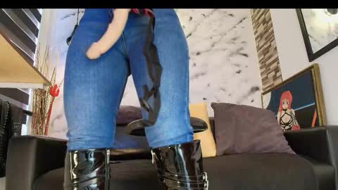 Sophie online show from February 27, 1:33 pm