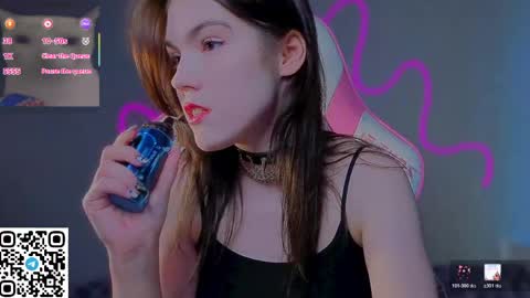 sophie_nomenal_ online show from April 26, 4:43 am