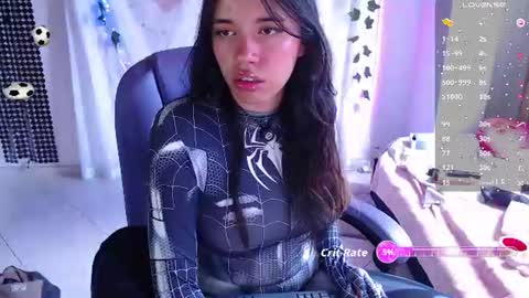 Snapshot of sophie_north chatting on July 10, 5:59 pm Sophie online show from July 10, 5:59 pm