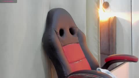 sophie_smith19 online show from November 10, 12:26 pm