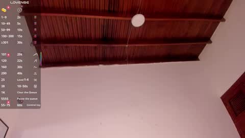 sophie_smith19 online show from February 26, 1:10 pm