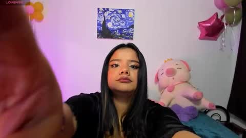 Snapshot of sophie_t_ chatting on November 28, 11:24 am Sofia online show from November 28, 11:24 am