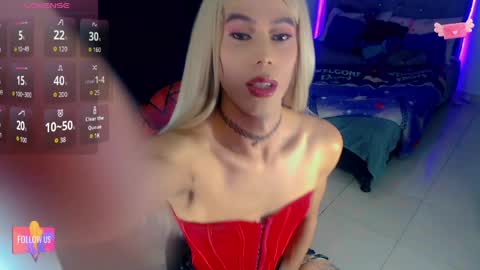 sophie_vall online show from April 26, 1:25 am
