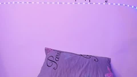 Snapshot of sophie_vega1 chatting on July 10, 6:32 pm Sophie online show from July 10, 6:32 pm