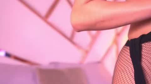 Sophie online show from June 15, 5:04 pm