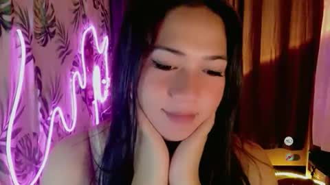 Sophie online show from March 18, 8:56 pm