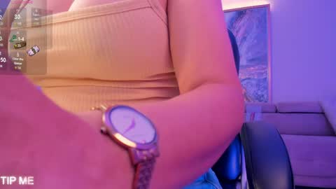 Sophie online show from May 31, 2:57 pm