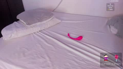 sophiecanbrook1 online show from January 12, 9:08 pm