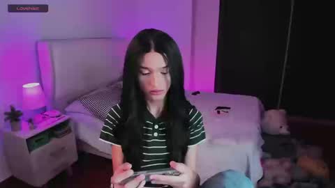    online show from September 12, 1:38 am