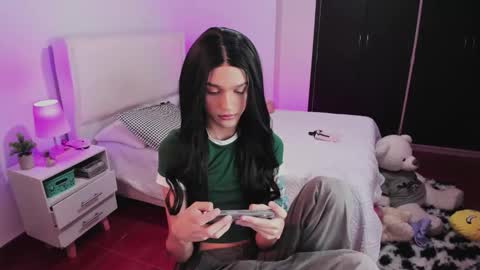    online show from September 14, 2:00 am