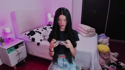    online show from October 1, 1:55 am