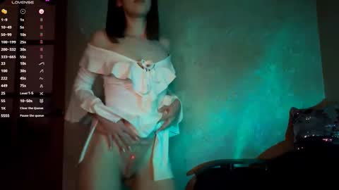 Mira online show from October 28, 8:33 pm