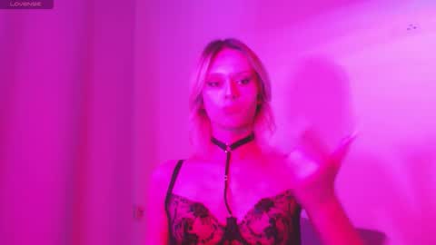 sophiediamond_x online show from October 2, 7:43 pm