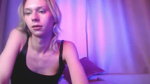 sophiediamond_x online show from October 9, 6:17 pm