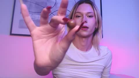 sophiediamond_x online show from October 18, 11:44 am