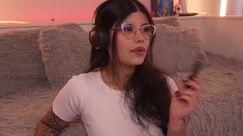 Sophiee  online show from January 15, 9:18 pm