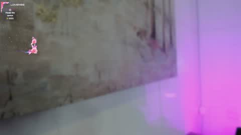 Snapshot of sophiee_smith chatting on July 11, 11:02 am Sophie online show from July 11, 11:02 am