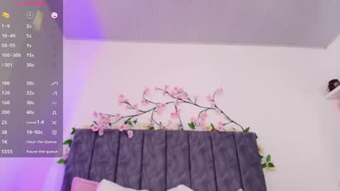 Snapshot of sophiee_velvet chatting on July 28, 7:39 pm online show from July 28, 7:39 pm