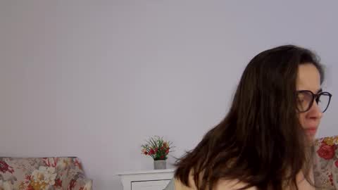 Sophie Rain online show from October 3, 10:01 am