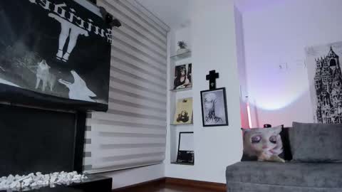 Snapshot of sophiehill_gh chatting on November 3, 2:57 am SOPH  online show from November 3, 2:57 am