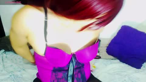 sophiehillsxo online show from June 20, 5:21 am