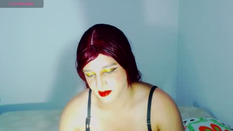 sophiehillsxo online show from July 8, 7:02 am
