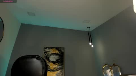 Sophie  Palmer online show from November 1, 10:39 am