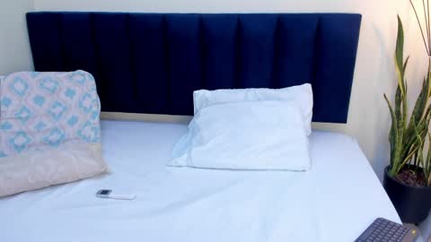 sophieturner_mg online show from April 28, 7:19 pm