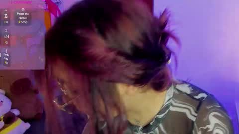 Snapshot of sophievv chatting on January 16, 7:40 pm Sophie online show from January 16, 7:40 pm