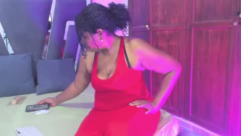 Shopiia88 online show from April 28, 10:15 pm