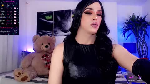 Sophie Sweet online show from January 17, 6:26 am