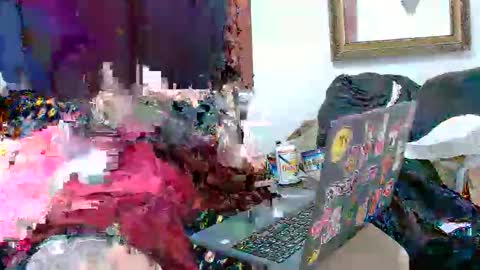 Snapshot of sophirivers chatting on September 12, 1:49 am sophirivers online show from September 12, 1:49 am