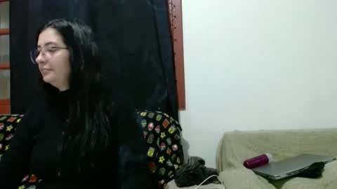 Snapshot of sophirivers chatting on October 9, 10:30 pm sophirivers online show from October 9, 10:30 pm