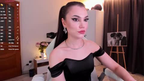 Snapshot of sophisticated_me chatting on January 9, 10:33 pm Beatrice call me Bea online show from January 9, 10:33 pm