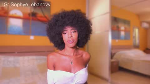 SEE U HERE OF  online show from October 31, 7:31 am