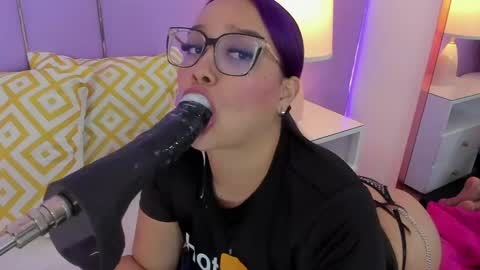 Sophy online show from April 23, 11:53 am