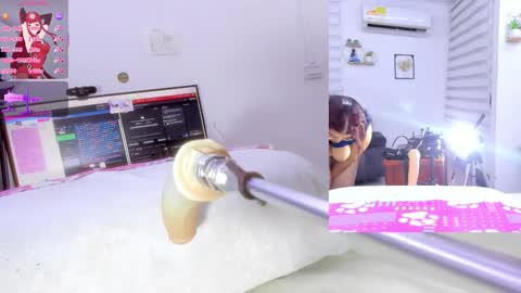 Snapshot of soraya_davis_ chatting on October 3, 9:17 am Soraya online show from October 3, 9:17 am