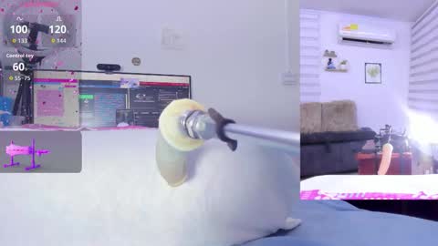 Snapshot of soraya_davis_ chatting on November 15, 9:28 am Soraya online show from November 15, 9:28 am