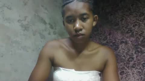 Snapshot of soriettezah chatting on February 20, 6:59 am soriettezah online show from February 20, 6:59 am