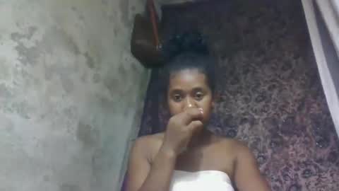 Snapshot of soriettezah chatting on February 26, 7:24 pm soriettezah online show from February 26, 7:24 pm