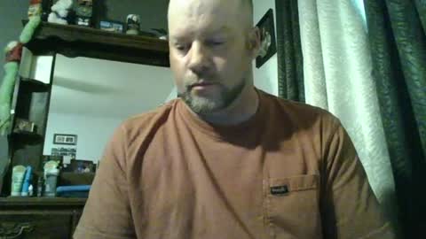 Snapshot of soro00421 chatting on June 26, 8:24 pm soro00421 online show from June 26, 8:24 pm