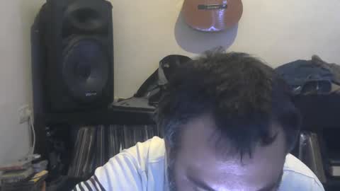 Snapshot of sorollrosa chatting on October 25, 3:03 am Metronomism online show from October 25, 3:03 am