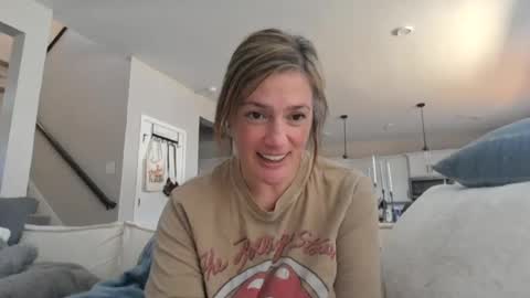 NaughtyMommy online show from August 1, 4:17 pm