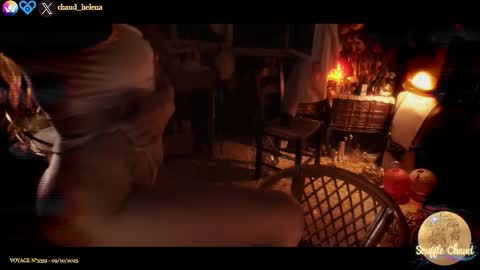 Snapshot of souffle_chaud chatting on September 10, 8:09 pm . . online show from September 10, 8:09 pm