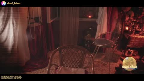 Snapshot of souffle_chaud chatting on July 26, 7:54 pm . . online show from July 26, 7:54 pm