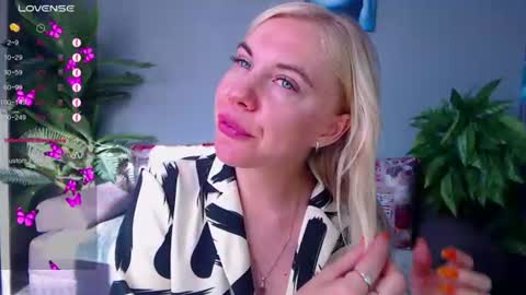 Lisa online show from July 20, 1:31 am