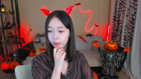 soulharmoonyy online show from October 25, 7:08 pm