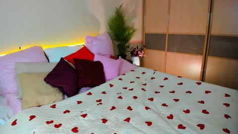 soulharmoonyy online show from March 2, 3:20 am